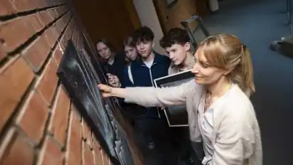 Die traditionelle Werkschau von Schülerinnen und Schülern der Leester KGS im Weyher Rathaus wird fortgesetzt.