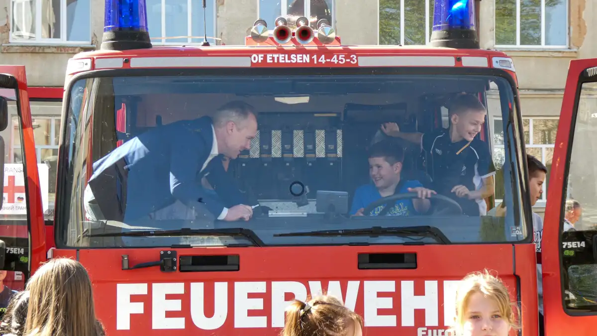 Kirchlintler Ukrainehilfe Delegation bringt Hilfsgüter nach Tlumatsch