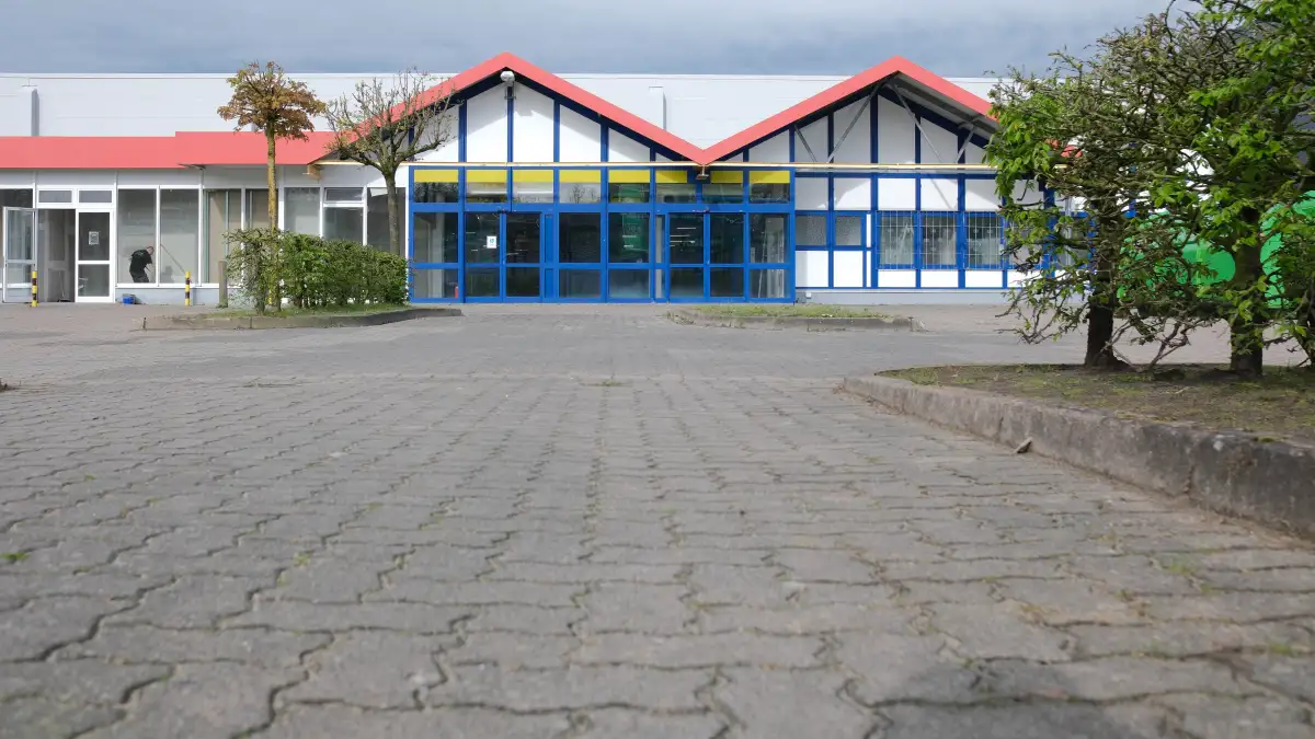 Poco statt Postenhandel in Delmenhorst Was der Möbeldiscounter bietet