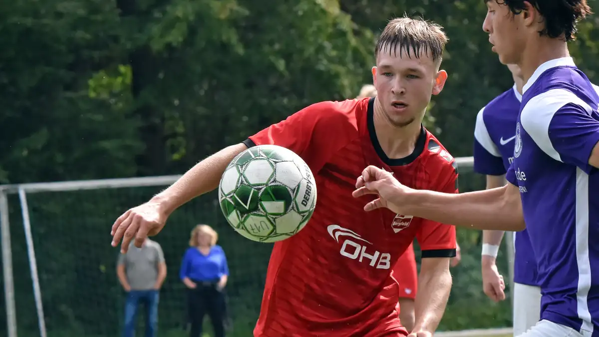 Trainer Denis Spitzer startet mit neuformiertem Team