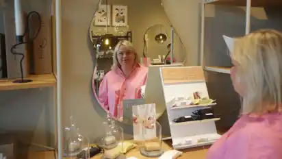 Jetzt mit erweitertem Sortiment an neuer Adresse: Anastasija Duis von ”Fritz Franz”.