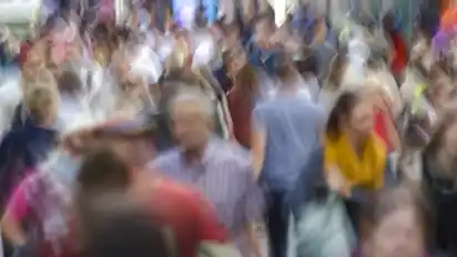 Deutschland wächst langsamer als erwartet. Nach den Ergebnissen des Zensus 2022 muss die Mehrzahl der Kommunen die Einwohnerzahl nach unten korrigieren. (Symbolbild)