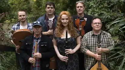 Die Gruppe Folk-Law aus Großbritannien spielt gleich zweimal: am Sonnabendabend und am Sonntagmittag.