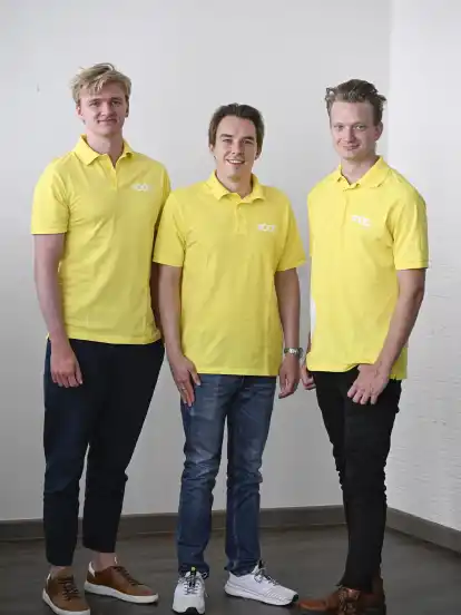 Lukas Fischer (from left), Jan Karstendiek and Samuel Schön work with independent food from KFS has a new Geschmacksrichtungen.