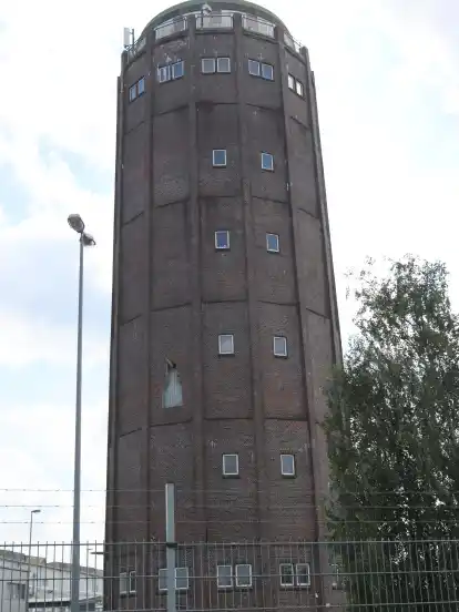 Der Wasserturm des Ausbesserungswerks ist ein Stück bremischer Industriegeschichte und steht unter Denkmalschutz.