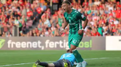 Legte ein ganz starkes Pflichtspieldebüt für den SV Werder hin: Neuzugang Keke Topp.