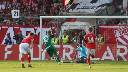 Keke Topp bei seinem zweiten Treffer.
