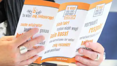 Eine Bremer Initiative für mehr Zivilcourage. Auch in Delmenhorst steht das Thema im Fokus.