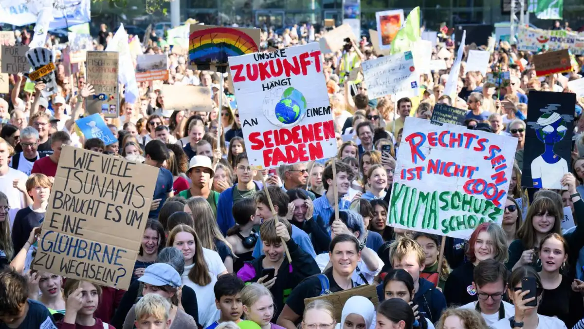 Bremen: Fridays for Future plans demonstration march through the city ...