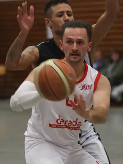 Hermann Gottwich stach beim Sieg von Basketball Lesum/Vegesack hervor. Der Mannschaftskapitän erzielte gegen Westerstede III 23 Punkte.