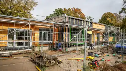 Die Kita der Domgemeinde in der Wilhelmstrasse bekommt einen Neubau und wird saniert.