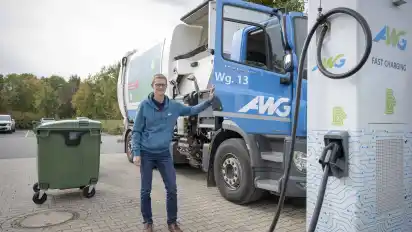 Bis auf die ungewohnte Stille, fährt sich der Lkw laut Carsten Pehl genauso gut wie die Diesel-Fahrzeuge.