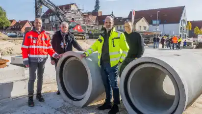 Ulrich Reuter, Lutz Brockmann, Jörg Claus und Rüdiger Meß freuen sich, dass das Projekt früher als geplant fertiggestellt werden kann.