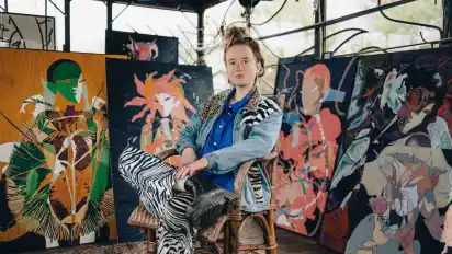 Pia Fleckenstein präsentiert ihre anatomischen Landschaften.