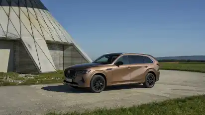 Der CX-80 ist das neueste Familien-SUV von Mazda – mit Platz für bis zu sieben Passagiere.