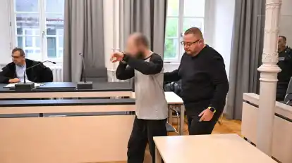 Der Beschuldigte muss dauerhaft in die Psychiatrie. (Archivbild)