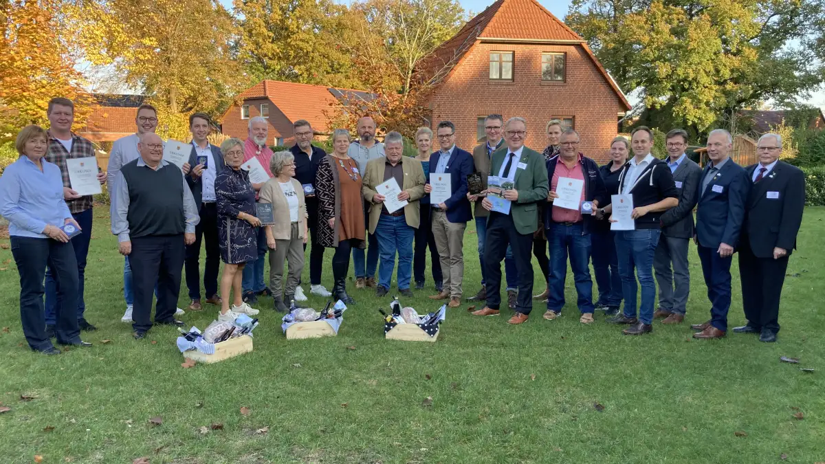 Landkreis Diepholz feiert Sieger im Wettbewerb Unser Dorf hat Zukunft