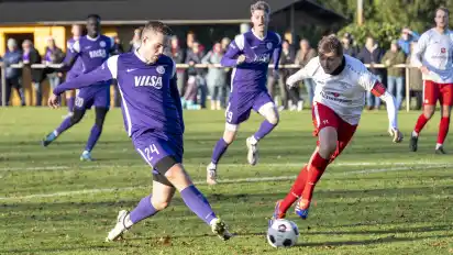 Erzielte das zwischenzeitliche 1:1 für den SV Bruchhausen-Vilsen: Lauritz Meyer (links).