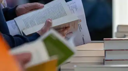 In der Heilig-Geist-Kirche in Delmenhorst können Bücherfreunde künftig gemeinsam und in Stille lesen.