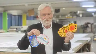 Der Lilienthaler Unternehmer Holger Brinkmann hat in den 70er-Jahren neben Aufklebern für Lilienthal auch massenweise Aufkleber mit dem Logo ”Atomkraft? Nein Danke” produziert.