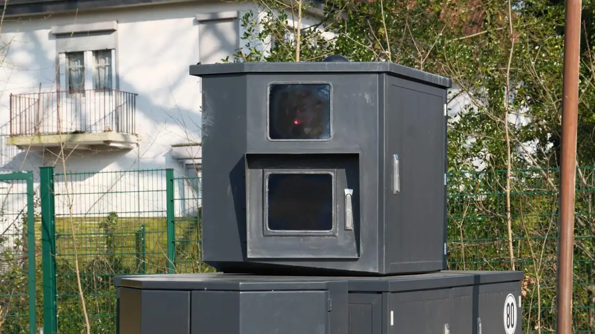 High-tech speed camera catches thousands of road users in Delmenhorst