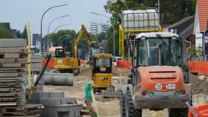 In Delmenhorst gibt es in Kürze neue Bauarbeiten, parallel laufen die Arbeiten an der Syker Straße (Foto) möglich.