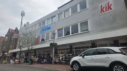 Durch die Baugestaltungssatzung sollen Gebäude wie dieses in der Wildeshauser Innenstadt künftig verhindert werden.