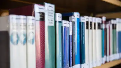 Neben Klassikern erweitert die Stuhrer Bibliothek ihr Angebot immer wieder mit zahlreichen Neuerscheinungen.