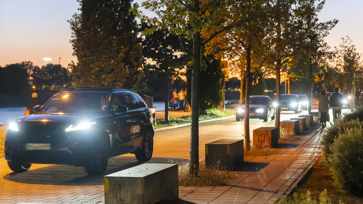 Bremen Überseestadt: Residents annoyed by speeders and posers