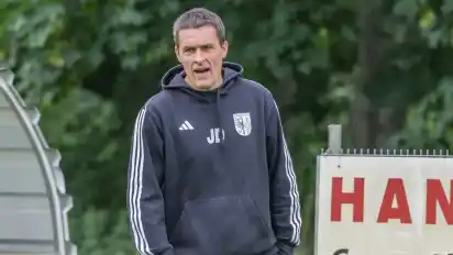 Hülsens Trainer Jan-Christian Dahlke empfängt mit seinem Team den Rotenburger SV II zum Topspiel des Wochenendes.