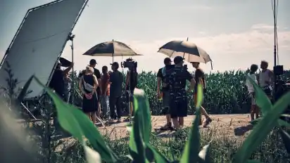 Das Filmteam bei Außenaufnahmen – diesmal nicht in Blumenthal, sondern in Schwanewede.