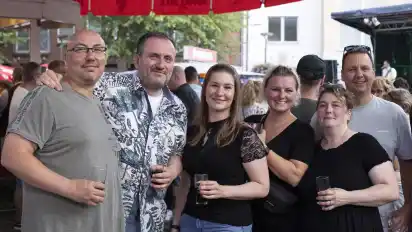 Viele nutzten das Fest für ein geselliges Treffen.