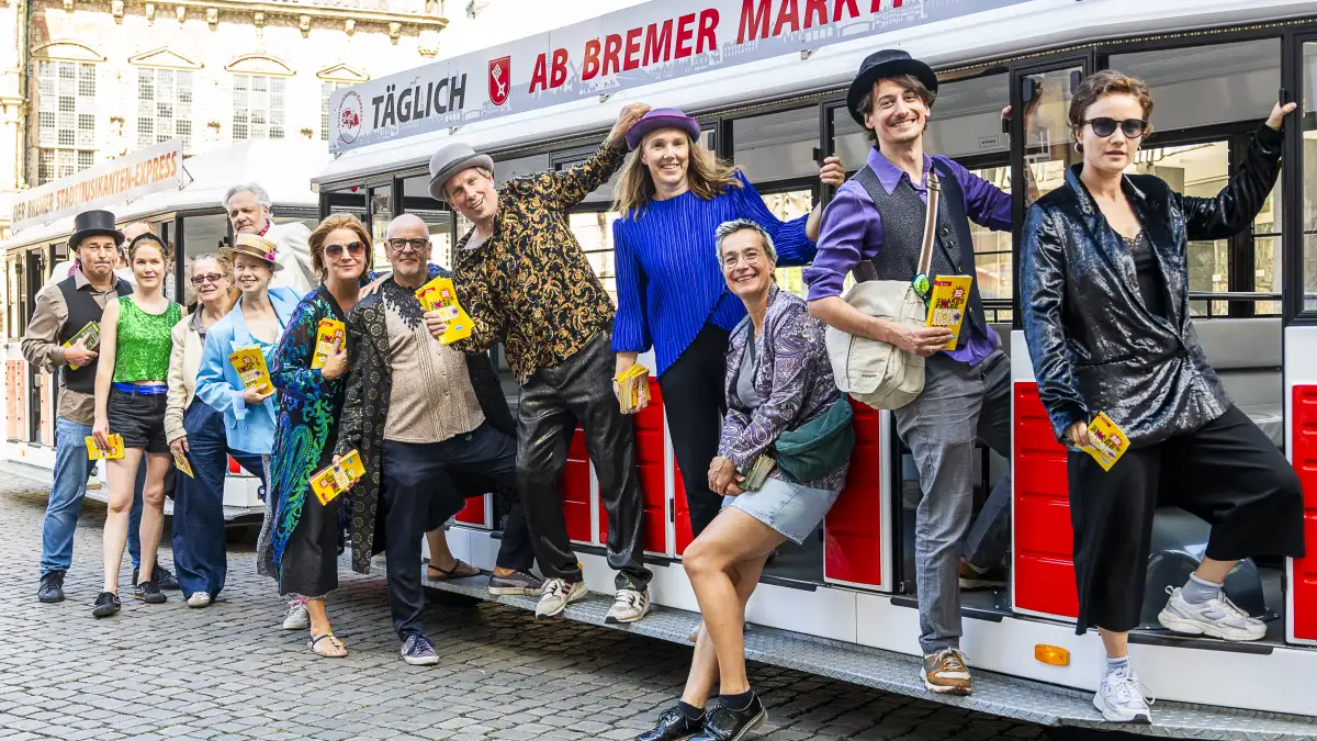 Shakespeare-Company-f-hrt-per-Express-zur-Melcherswiese