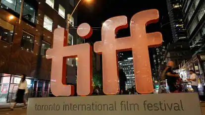 TIFF steht für Toronto International Film Festival - die Filmfestspiele in der kanadischen Metropole sind weniger elitär als etwa Cannes oder Venedig.