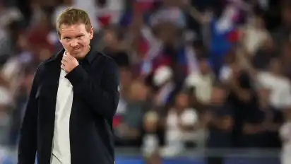 Au Backe: Der Start in die WM-Qualifikation ging für Bundestrainer Julian Nagelsmann daneben.