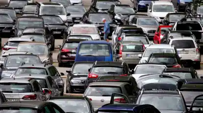 Neue Typklassen für Millionen Autos: Rund 5,9 Millionen Halter müssen mit höheren Einstufungen rechnen.