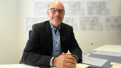 Klinik-Geschäftsführer Christian Peters kann sich ein Medizinisches Versorgungszentrum mit hausärztlichem Schwerpunkt vorstellen, Standort sollte das DKD sein.