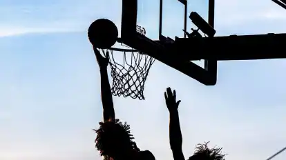 Der Jugendbeirat Burglesum setzte sich zuletzt für die Schaffung eines Streetball-Feldes am Jugendtreff in St. Magnus ein.