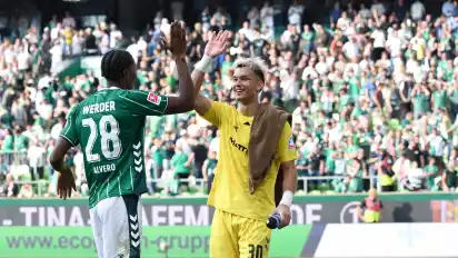 Haben in der Bundesliga den ersten Punkt geholt: Skelly Alvero und Torhüter Mio Backhaus.
