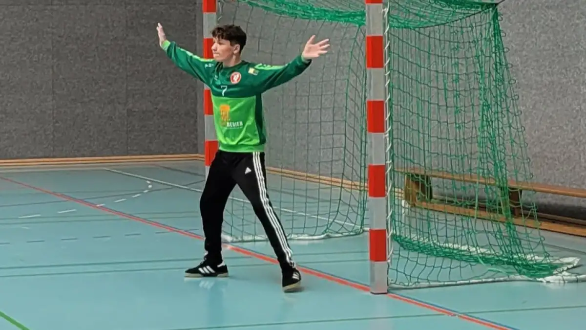 Zwycięstwo drużyny C-Juniorów HSG Stuhr w pierwszym meczu Landesligi