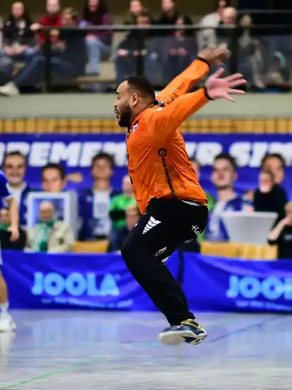 Mutiger Auftritt im ersten Heimspiel: Azeez Oyewusi, neuer Torhüter des ATSV Habenhausen.