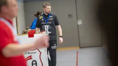 Thomas Cordes war während des Derbys an der Seitenlinie sehr engagiert und nach dem Spiel durchaus geknickt.