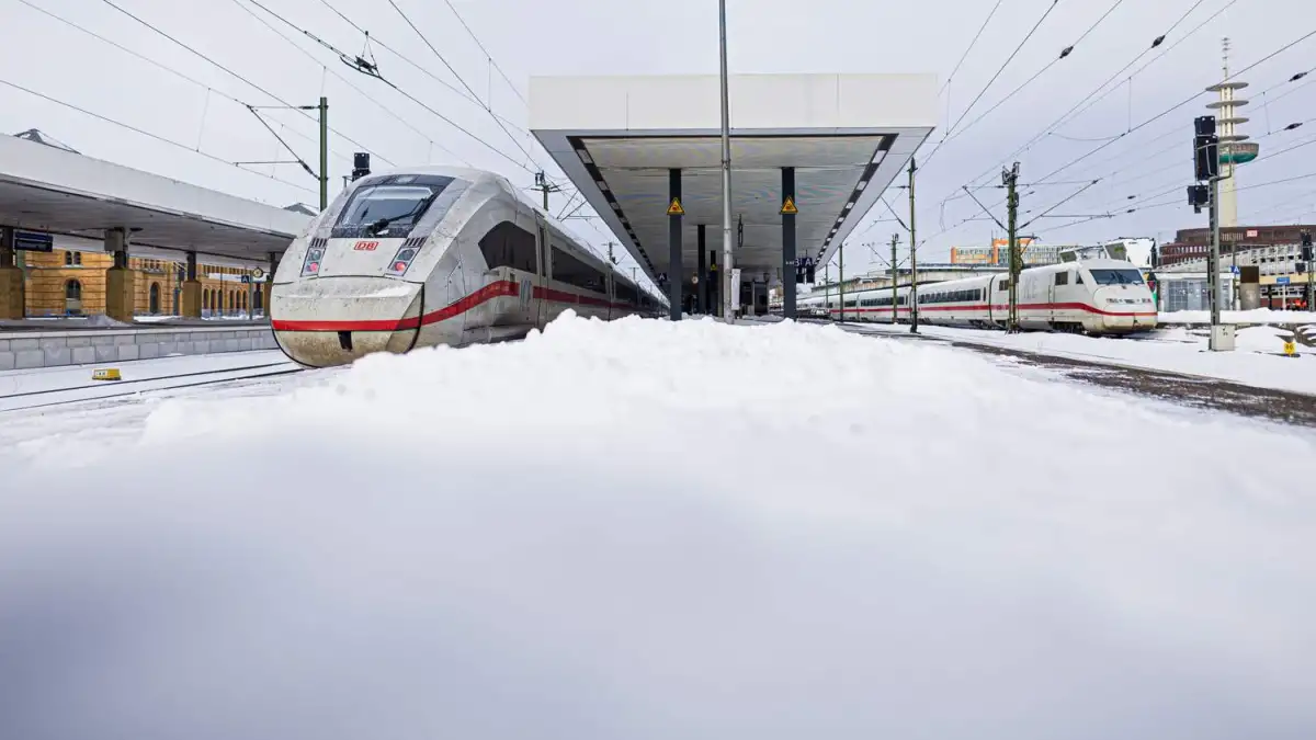 Train service in the Northwest
