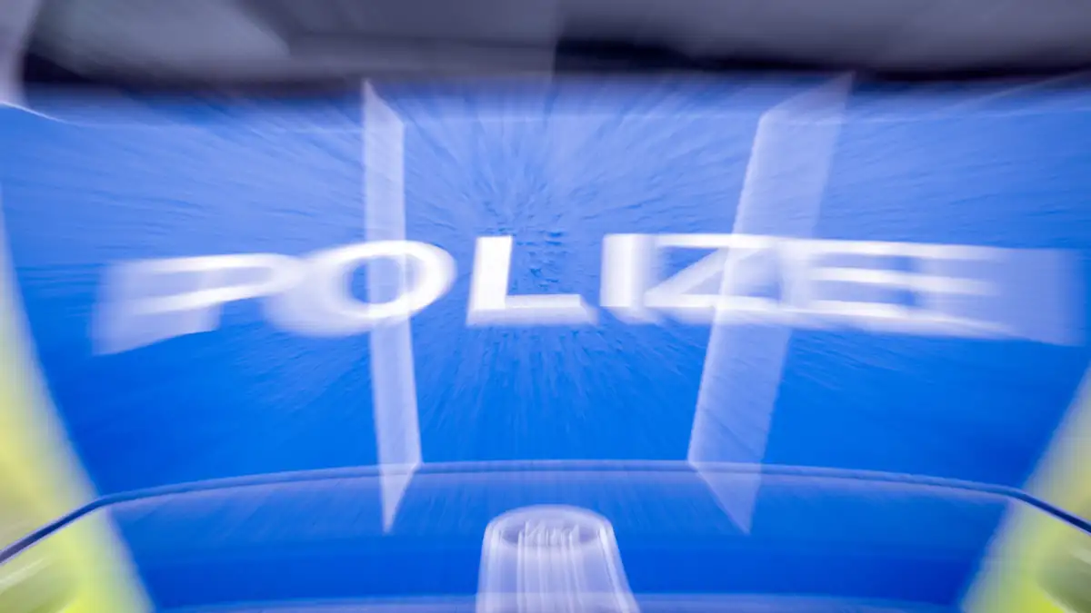 Bremen: Elderly couple tied up and robbed in Walle