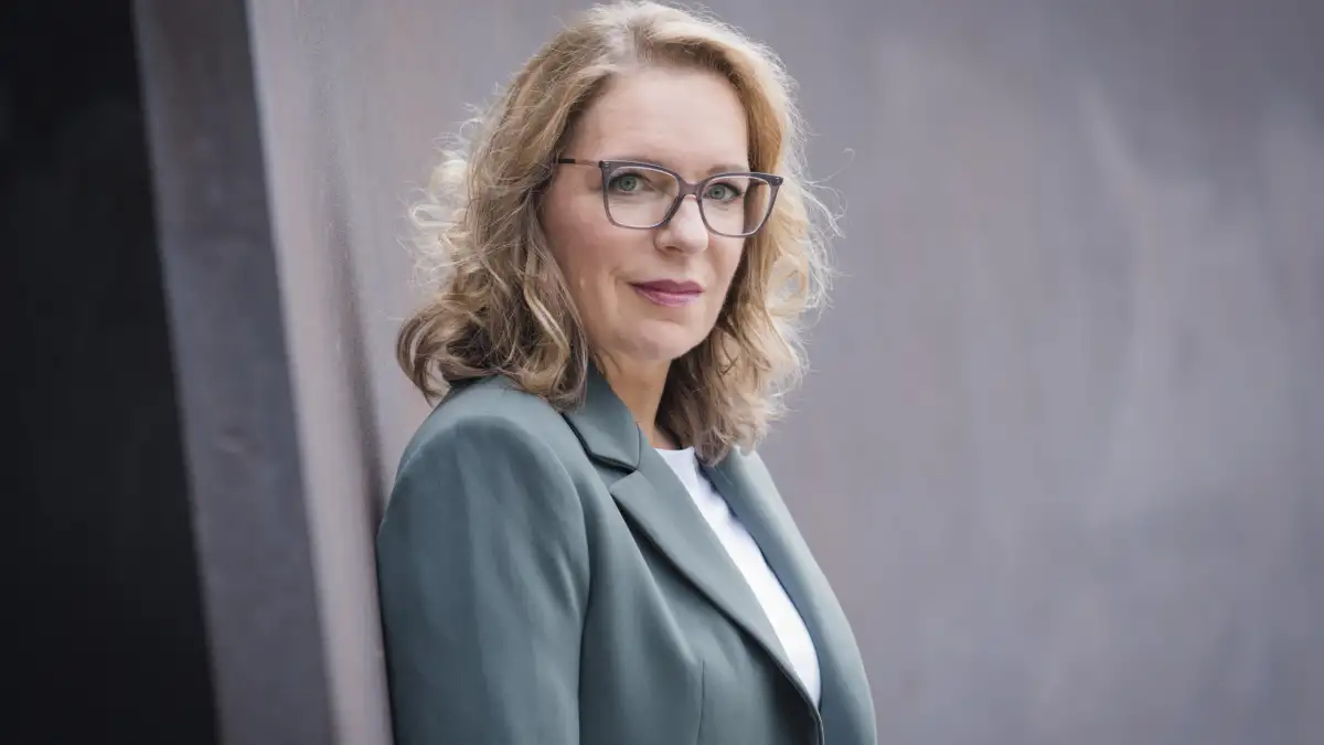 Ladesäulen in Bremen : Claudia Kemfert über die Bedeutung der Standorte