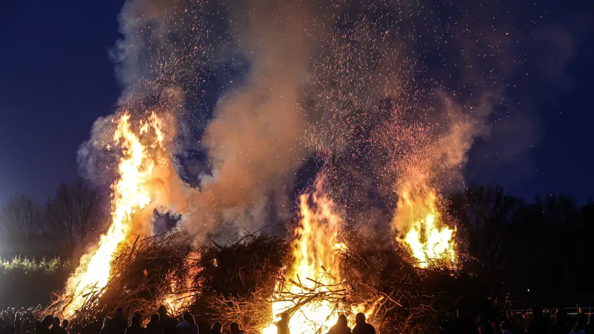 Hier brennen 2026 die Osterfeuer – ein Überblick