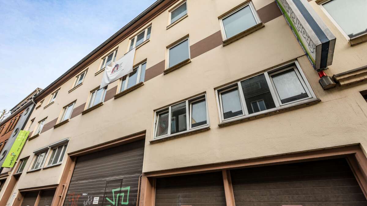Building permit missing: Construction halted for refugee accommodation in ...