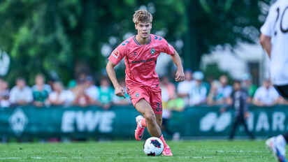 Mick Schmetgens weiß bislang bei Werder zu überzeugen.