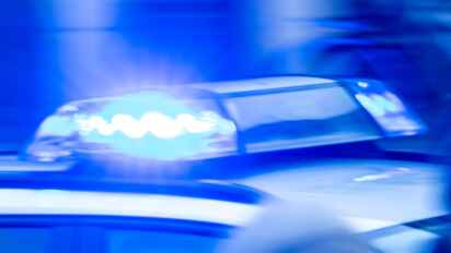 In der Nacht von Dienstag auf Mittwoch sind in der Bremer Neustadt mehrere Brände ausgebrochen; die Polizei stellte einen Verdächtigen.