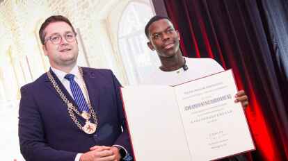 Dennis Schröder ist nun Ehrenbürger von Braunschweig.